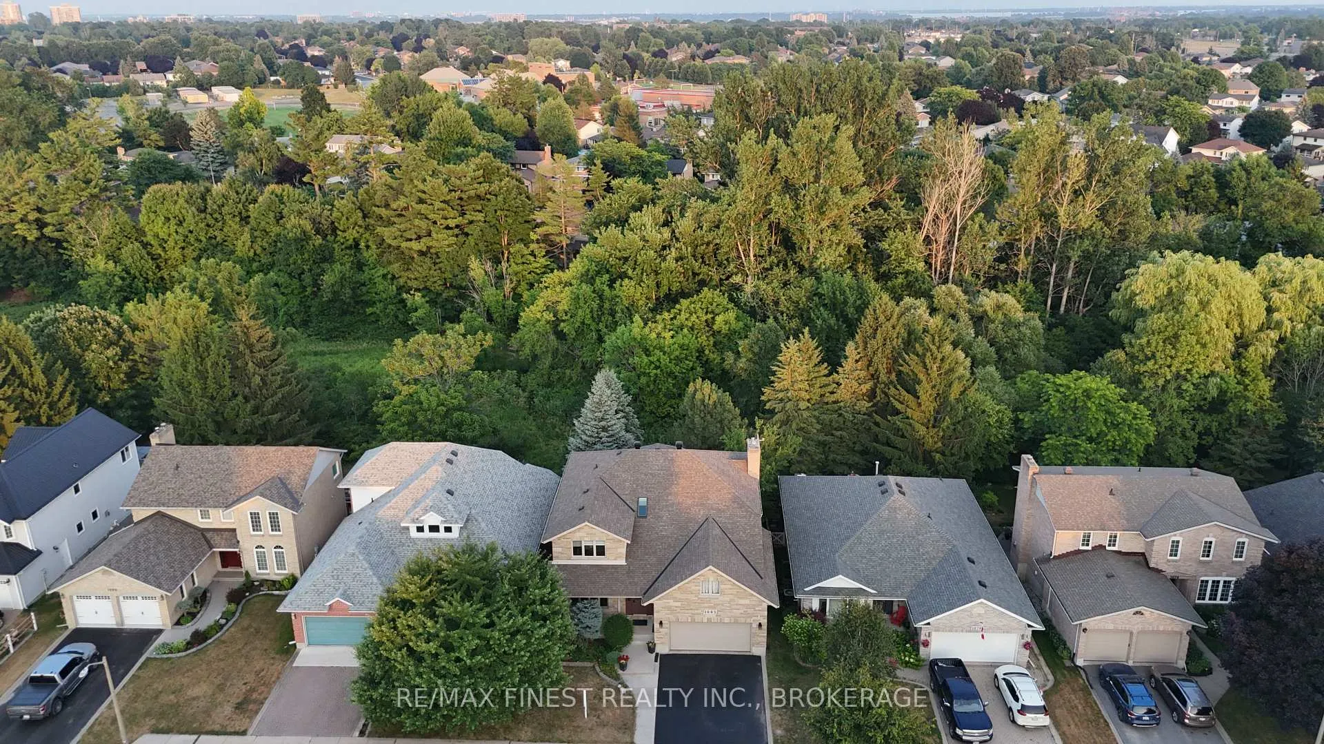 Photo 50 of 1082 Caitlin Crescent, Kingston, North of Taylor-Kidd Blvd — HOMEH