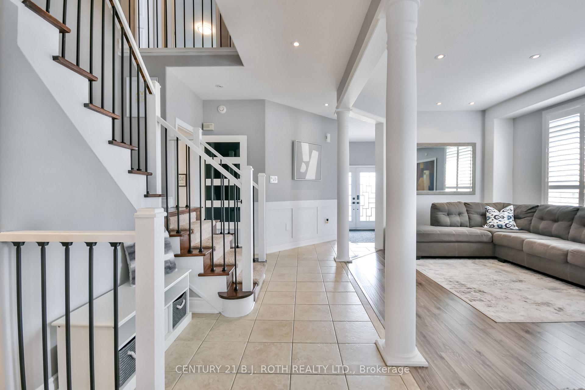 Photo 9 of 118 The Queensway, Barrie, Innis-Shore — HOMEH