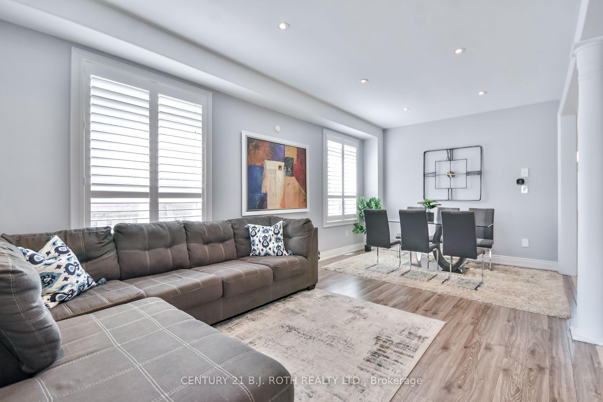 Photo 6 of 118 The Queensway, Barrie, Innis-Shore — HOMEH