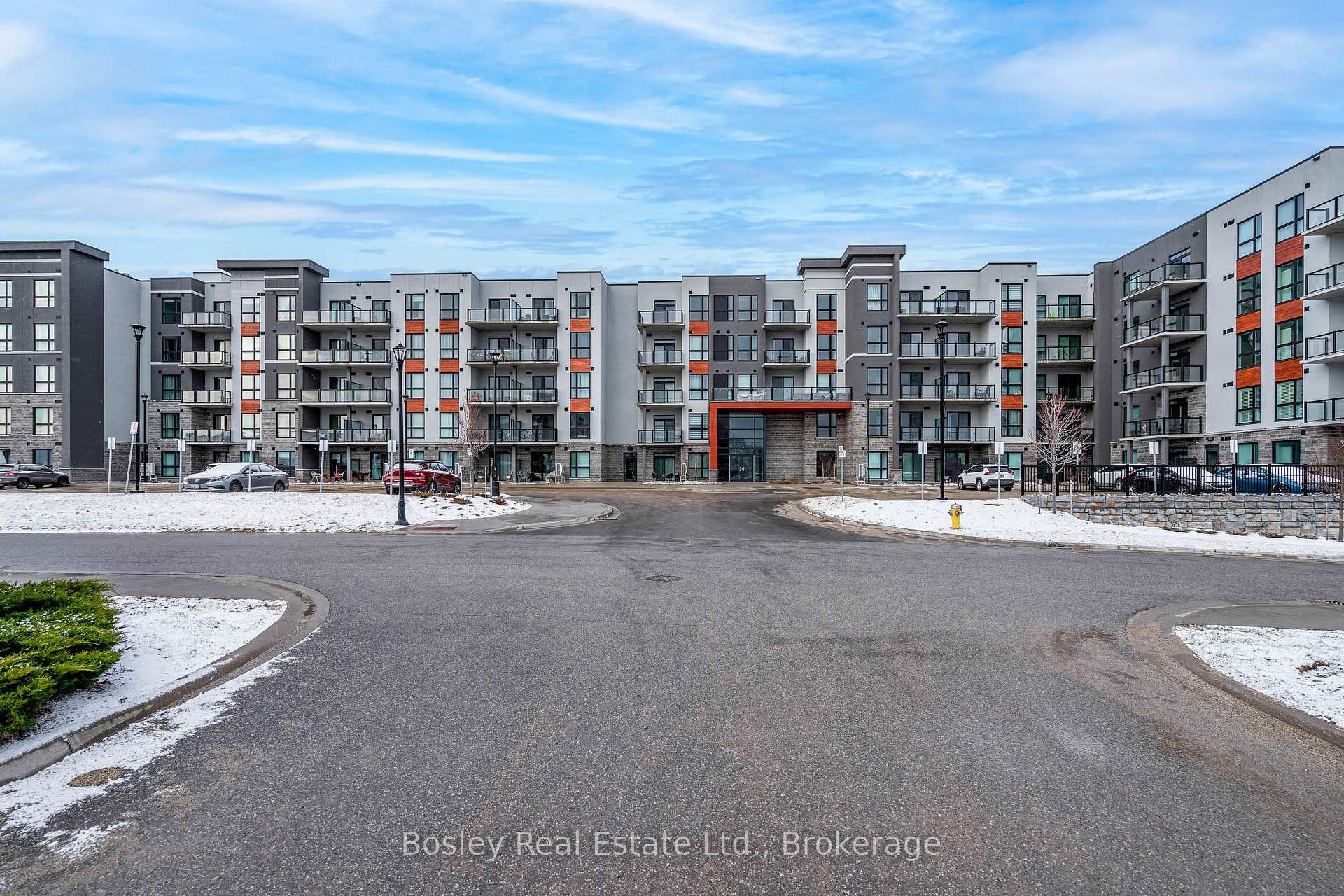 Photo 2 of Unit 428, 4 Kimberly Lane, Collingwood — HOMEH
