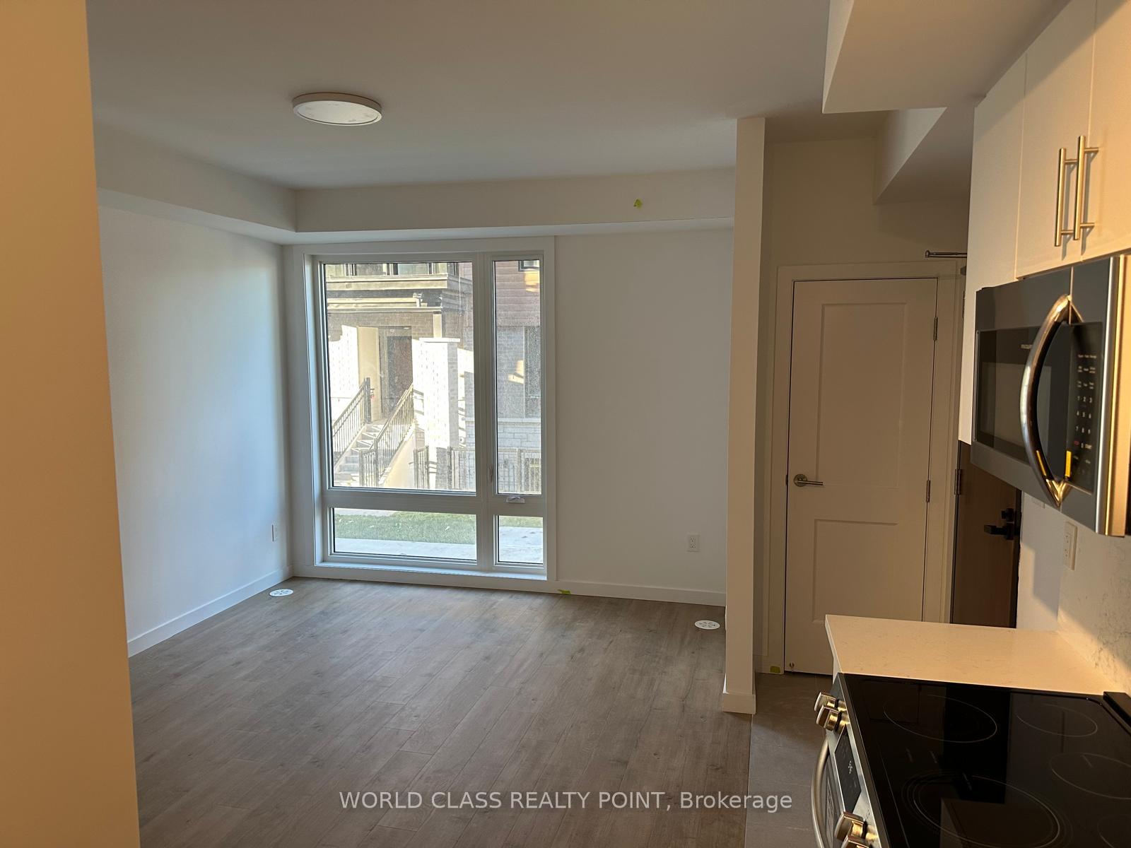 Photo 3 of Unit 13, 113 Marydale Avenue, Markham, Middlefield — HOMEH
