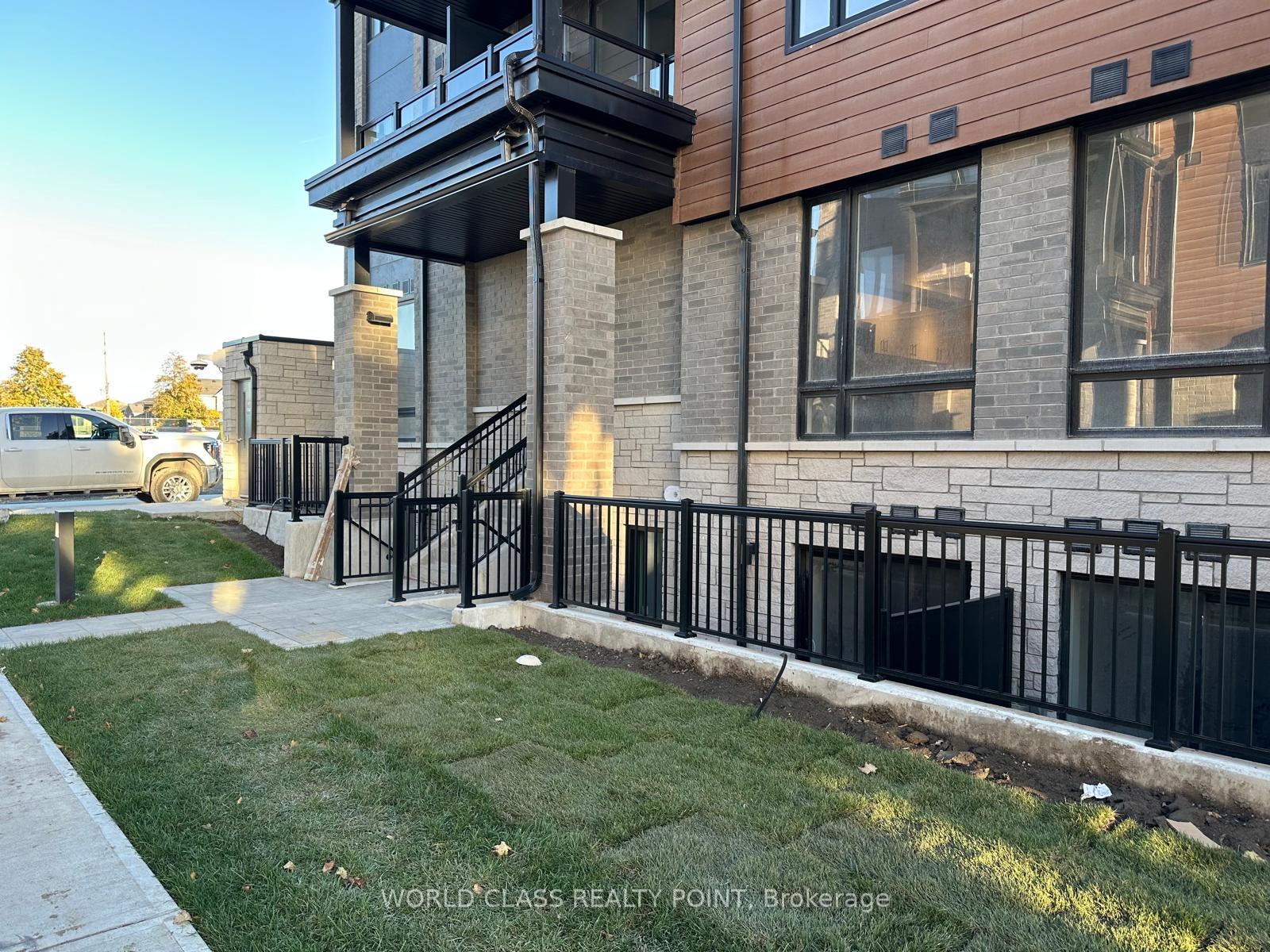 Photo 7 of Unit 13, 113 Marydale Avenue, Markham, Middlefield — HOMEH