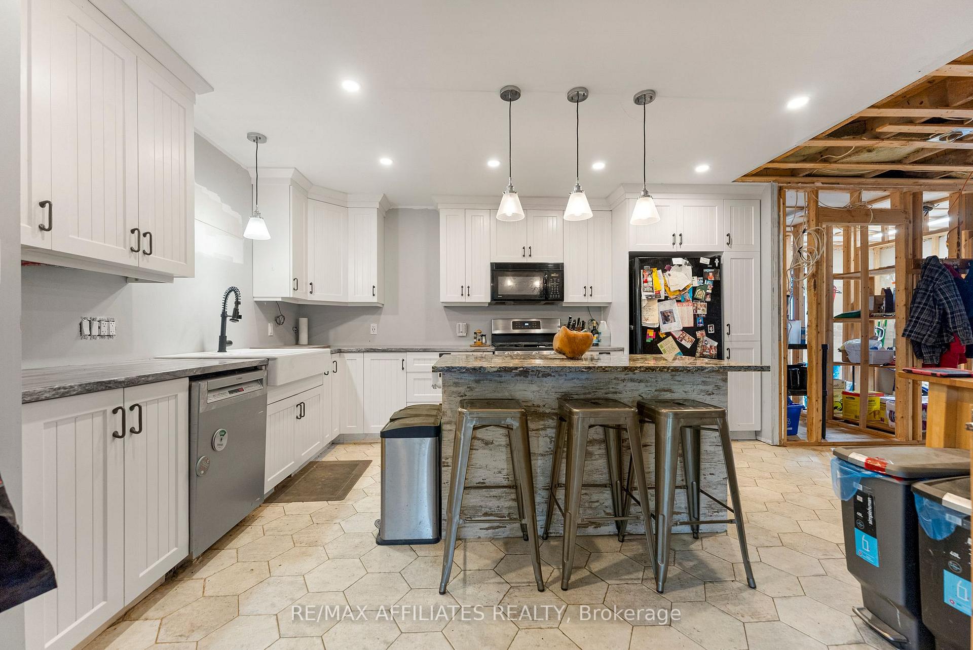 Photo 9 of 30 Bennett Street, Edwardsburgh/Cardinal, Edwardsburgh/Cardinal Twp — HOMEH