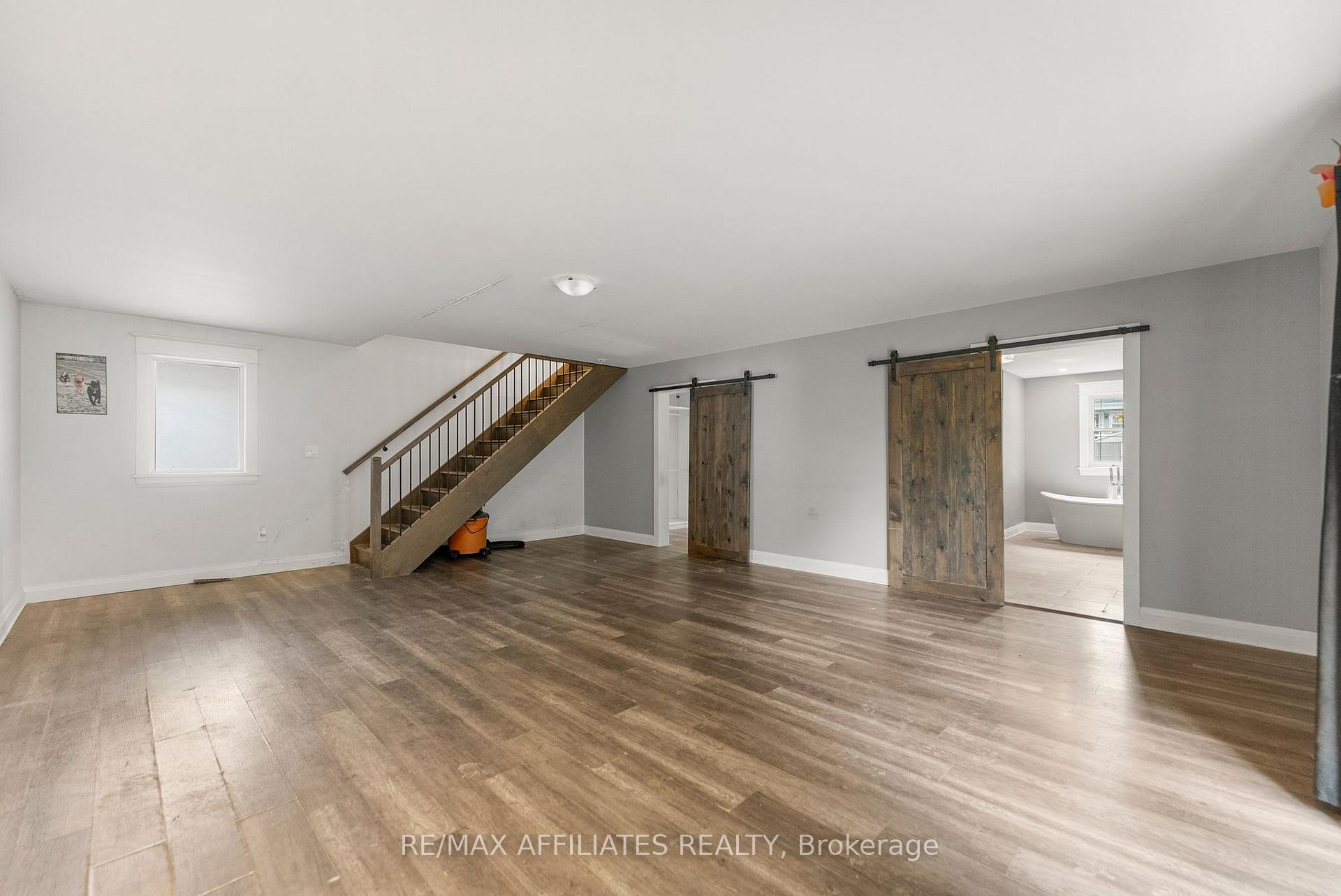 Photo 17 of 30 Bennett Street, Edwardsburgh/Cardinal, Edwardsburgh/Cardinal Twp — HOMEH