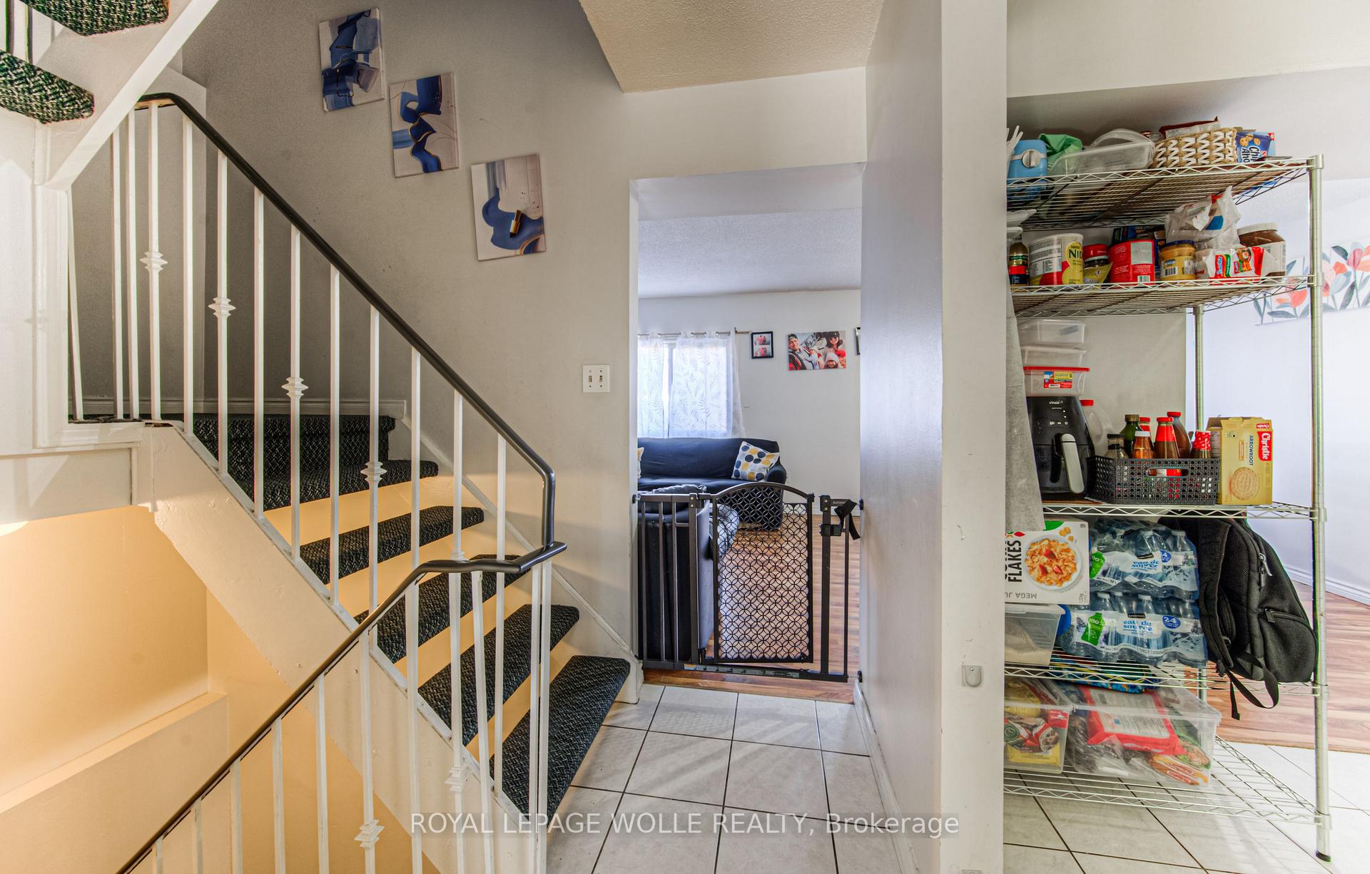 Photo 5 of Unit 32, 20 Paulander Drive, Kitchener — HOMEH