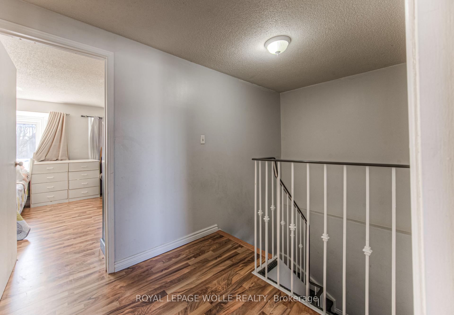 Photo 16 of Unit 32, 20 Paulander Drive, Kitchener — HOMEH