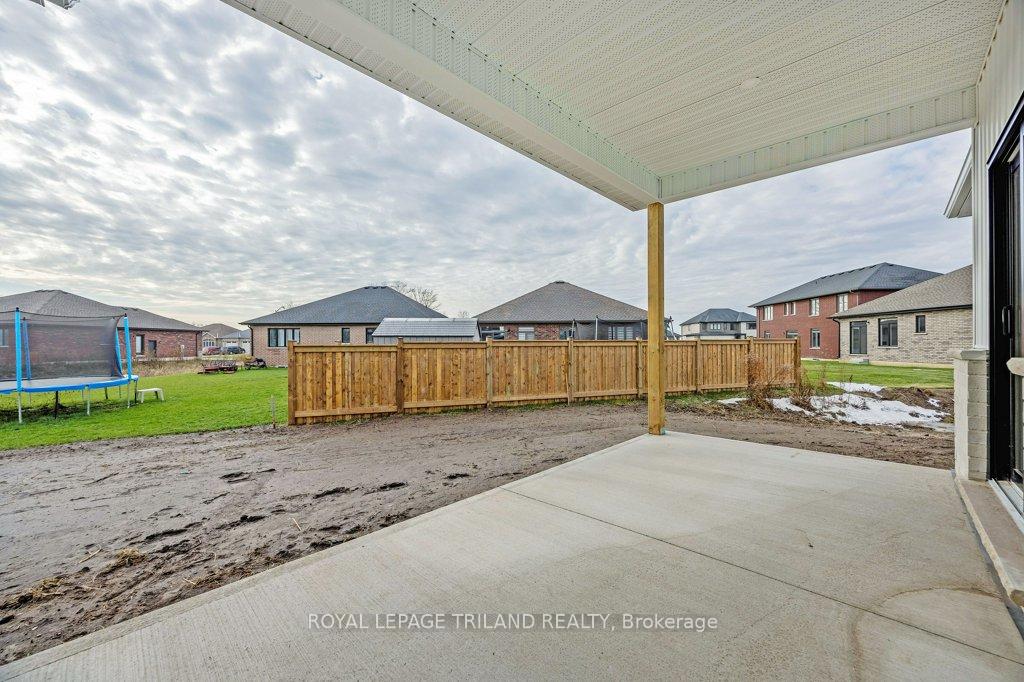 Photo 33 of 8 Bouw Place, Dutton/Dunwich, Rural Dutton/Dunwich — HOMEH