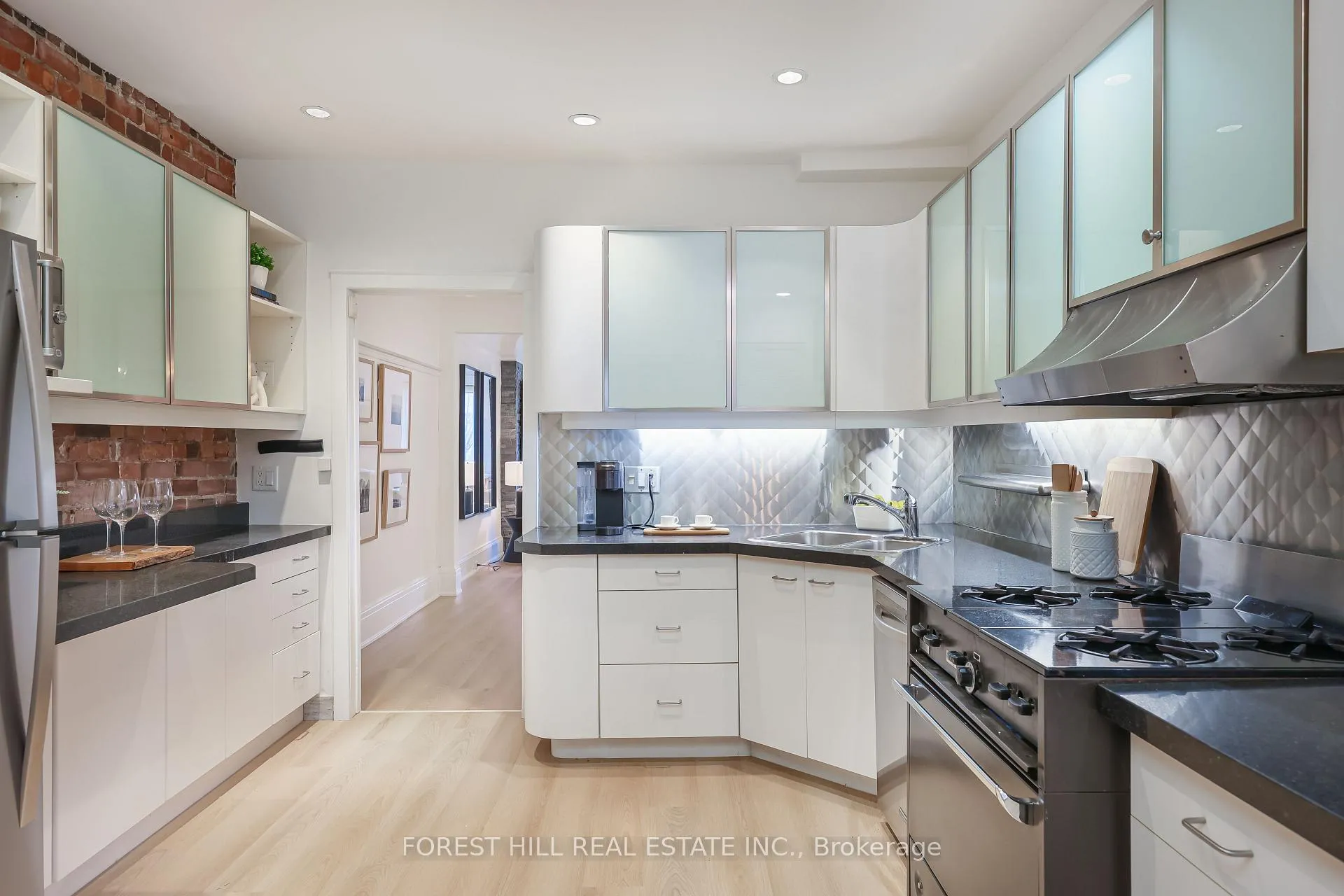 Photo 8 of 68 Sparkhall Avenue, Toronto, North Riverdale — HOMEH