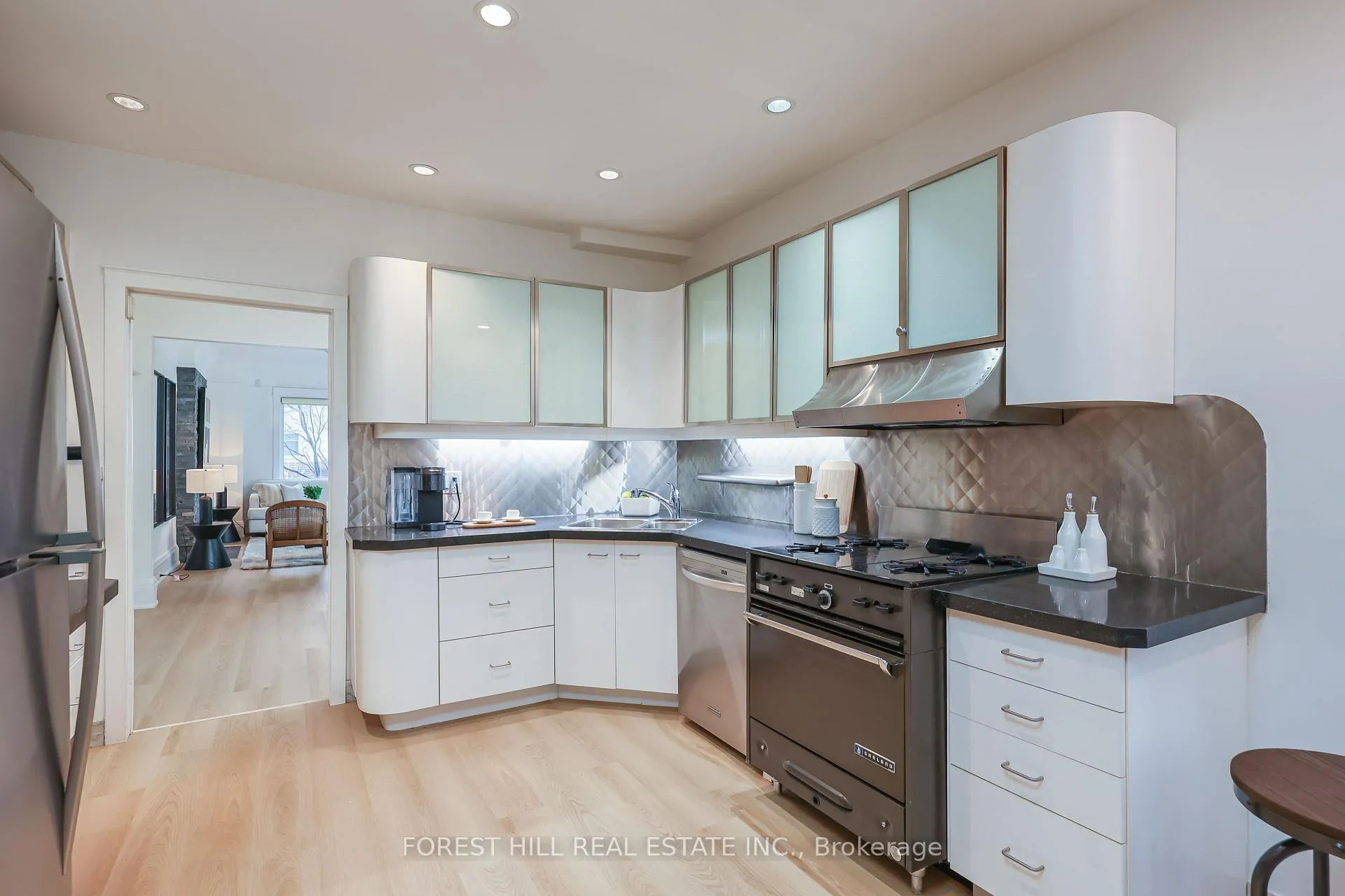 Photo 9 of 68 Sparkhall Avenue, Toronto, North Riverdale — HOMEH