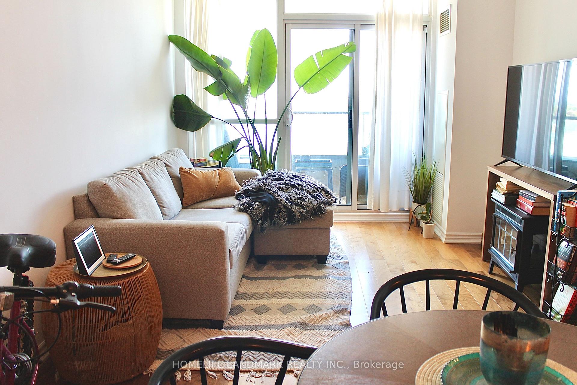 Photo 2 of Unit 1103, 88 Promenade Circle, Vaughan, Brownridge — HOMEH