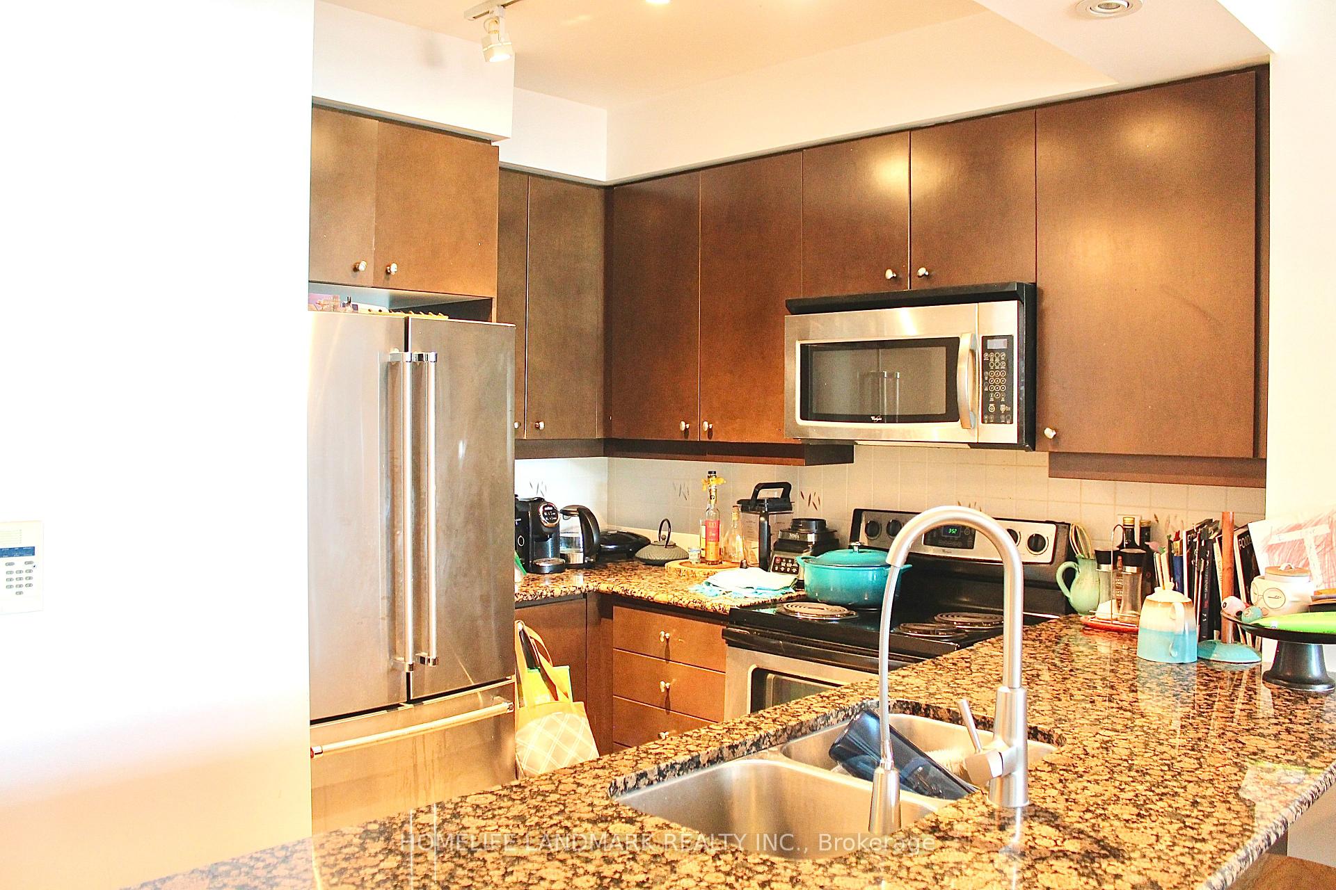 Photo 4 of Unit 1103, 88 Promenade Circle, Vaughan, Brownridge — HOMEH