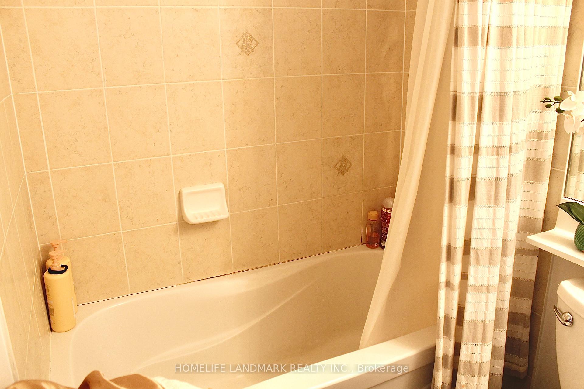 Photo 16 of Unit 1103, 88 Promenade Circle, Vaughan, Brownridge — HOMEH