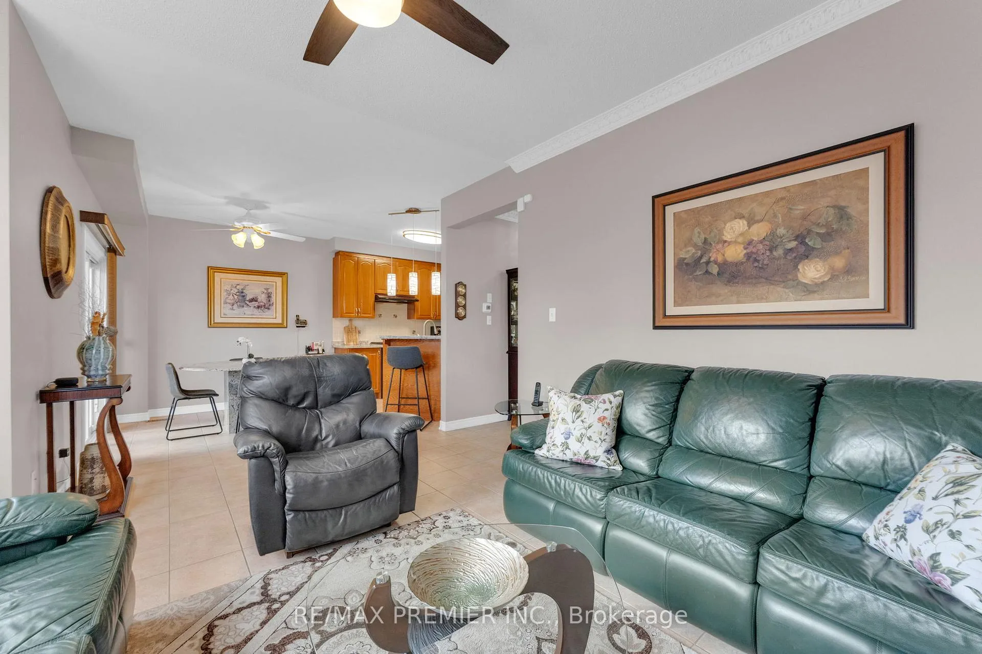 Photo 7 of 9 Oland Drive, Vaughan, Vellore Village — HOMEH