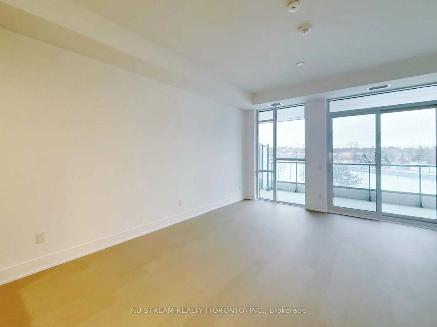 Photo 10 of Unit 423, 399 Royal Orchard Boulevard, Markham, Royal Orchard — HOMEH