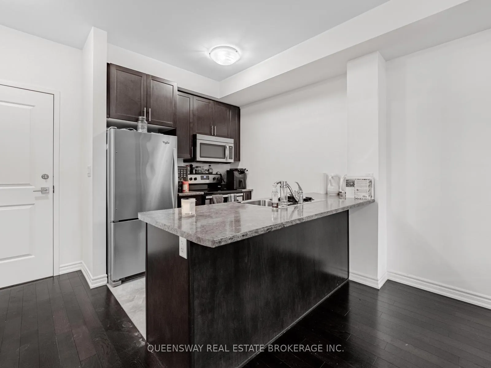 Photo 11 of Unit 217, 35 Southshore Crescent, Hamilton, Stoney Creek — HOMEH