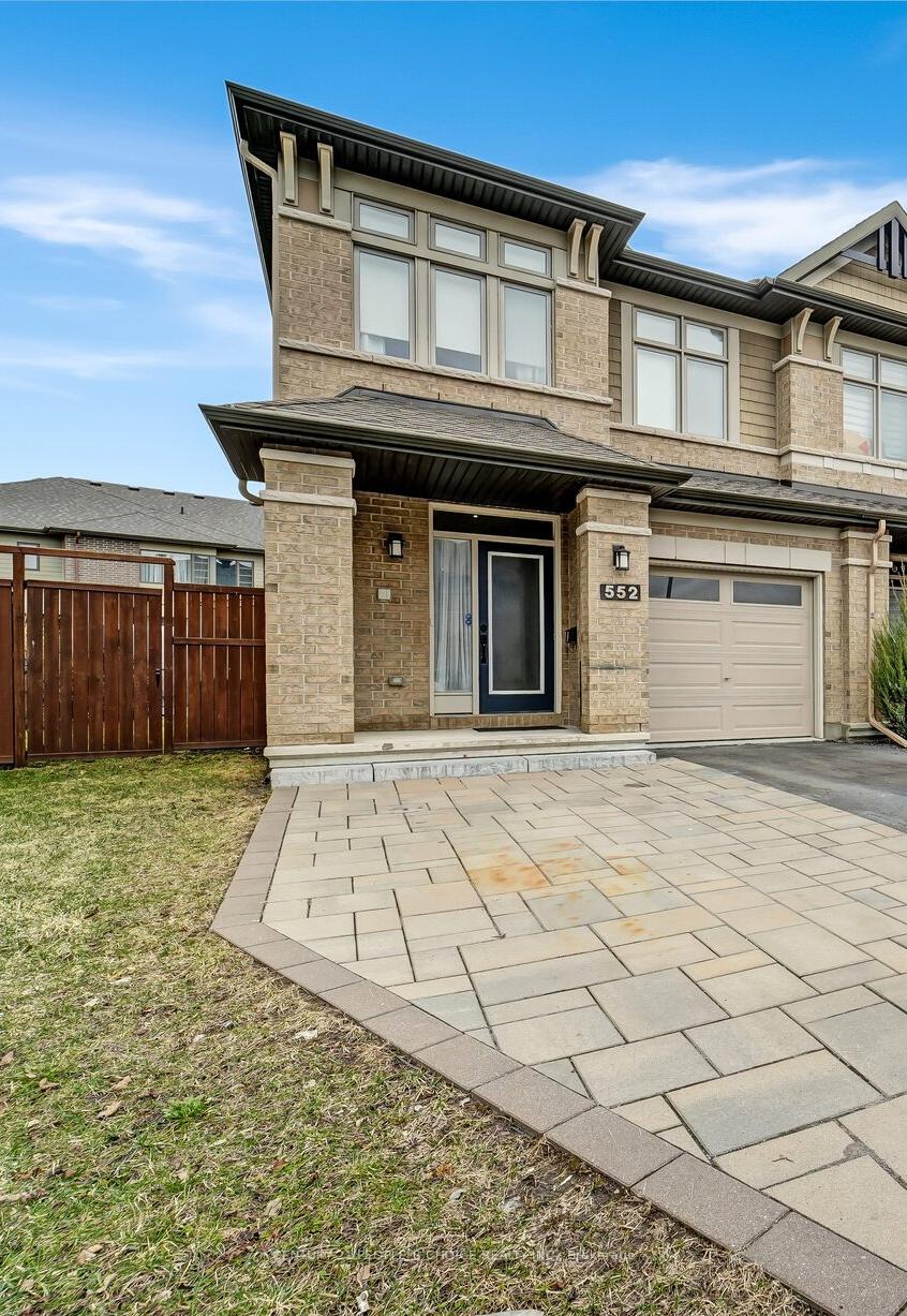 Photo 4 of 552 Stargazer Crescent, Ottawa, Riverside South/Gloucester Glen — HOMEH
