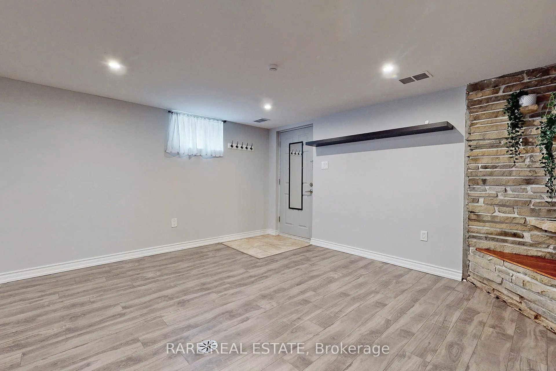 Photo 3 of Unit Lower, 508 Upper Gage Avenue, Hamilton, Raleigh — HOMEH