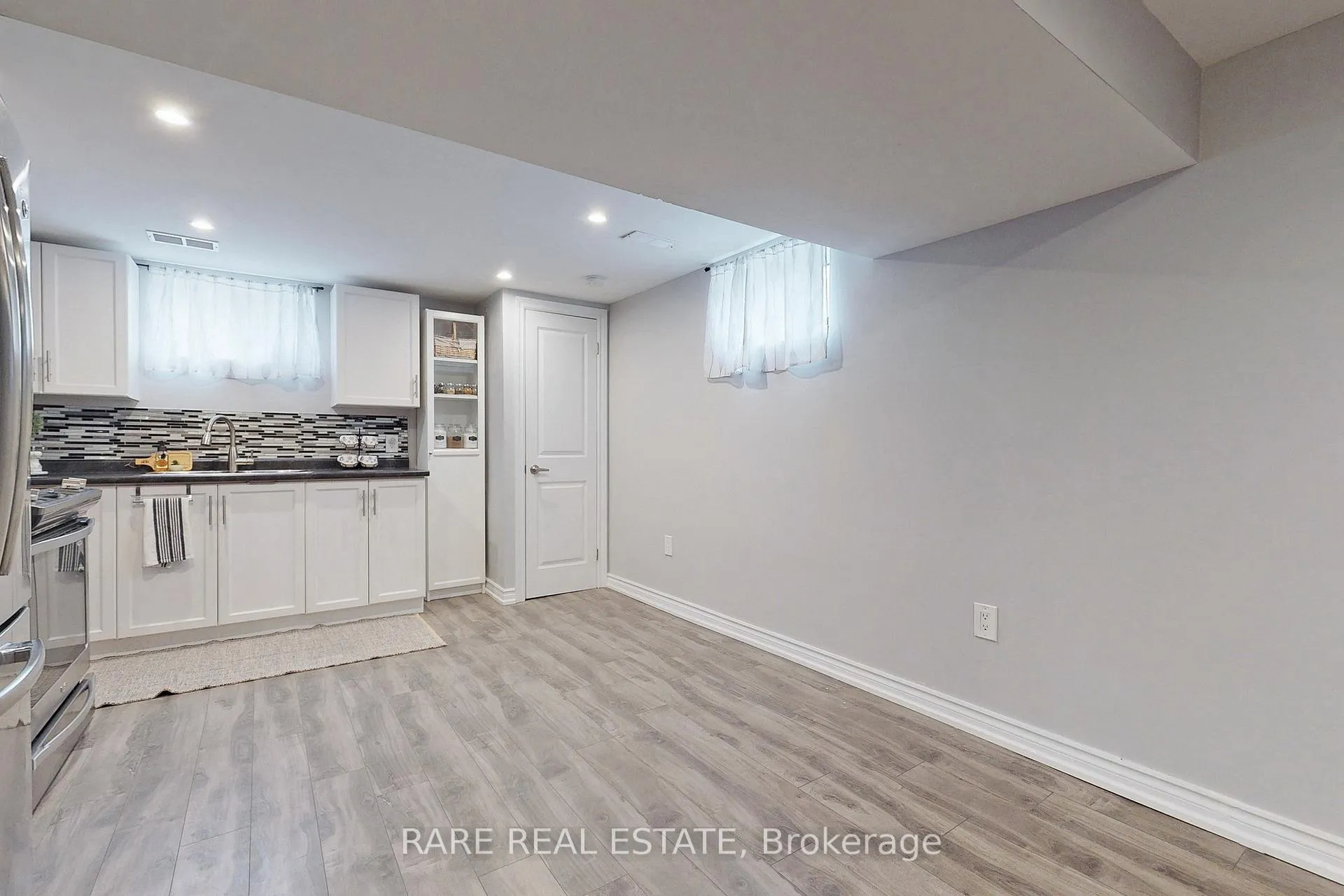 Photo 10 of Unit Lower, 508 Upper Gage Avenue, Hamilton, Raleigh — HOMEH