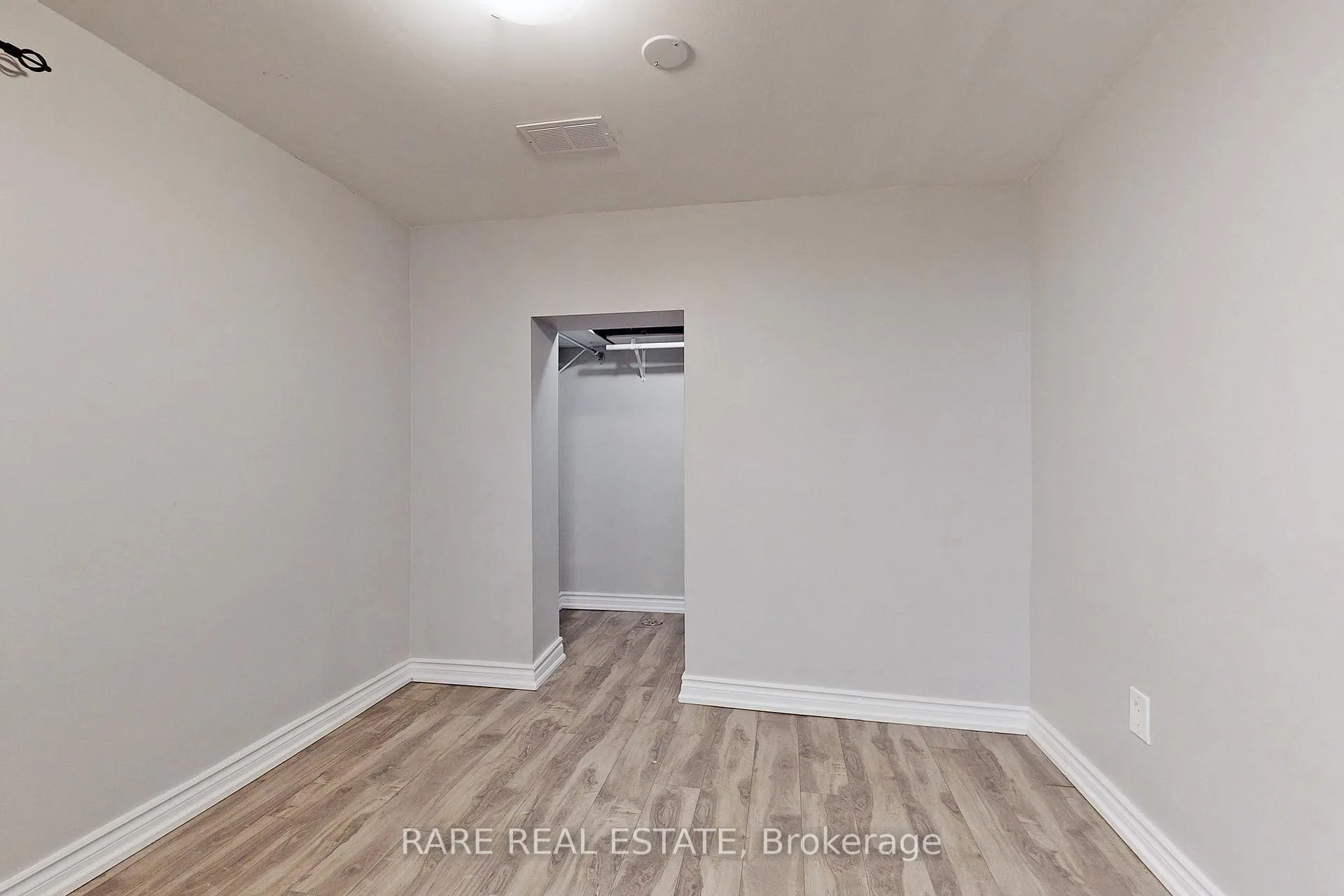 Photo 12 of Unit Lower, 508 Upper Gage Avenue, Hamilton, Raleigh — HOMEH