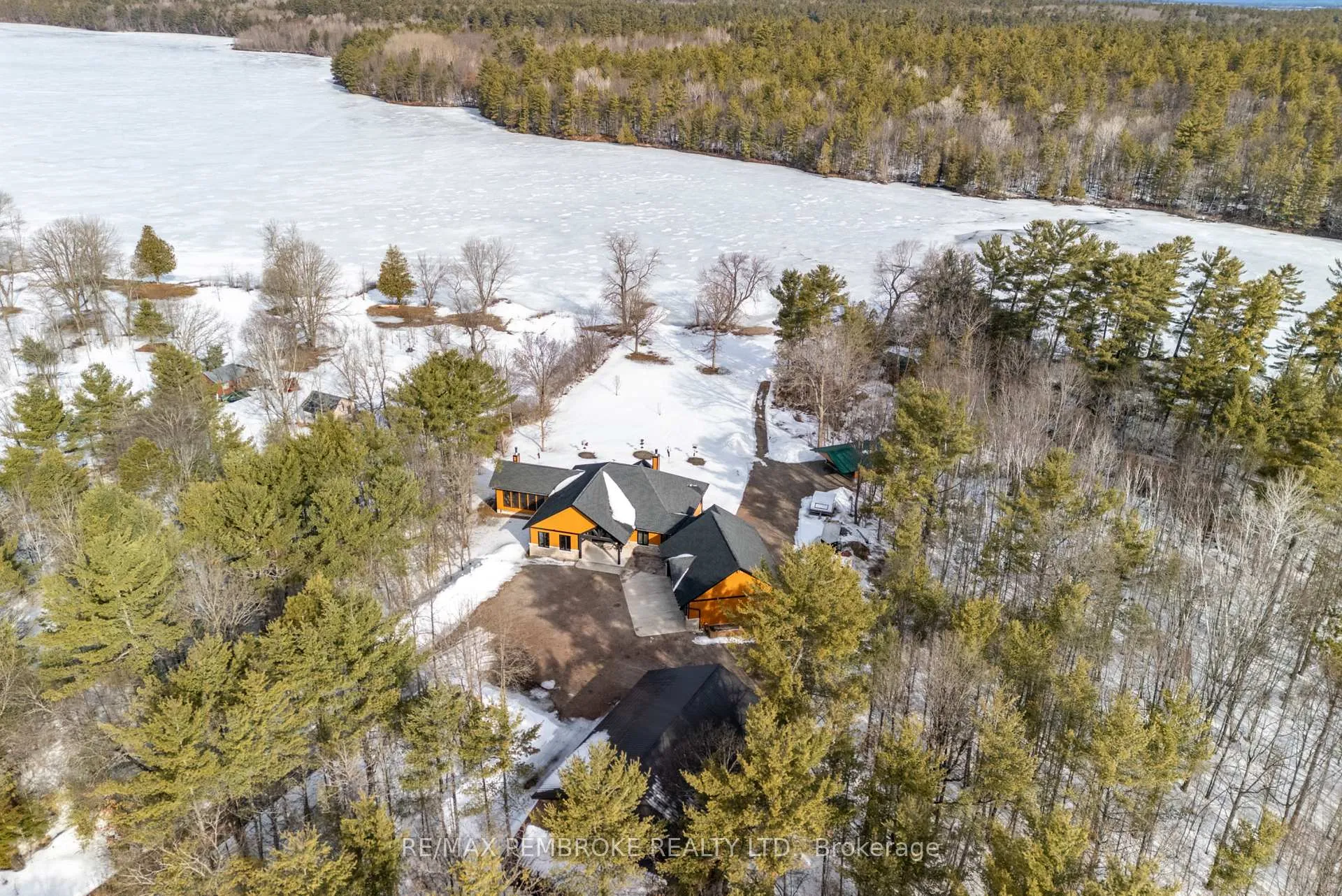 Photo 4 of 1034 Rantz Road, Petawawa — HOMEH