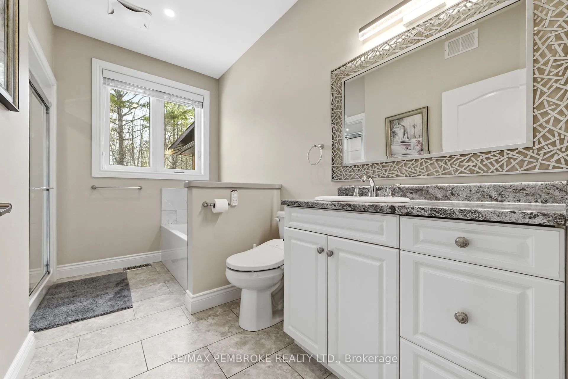 Photo 18 of 1034 Rantz Road, Petawawa — HOMEH