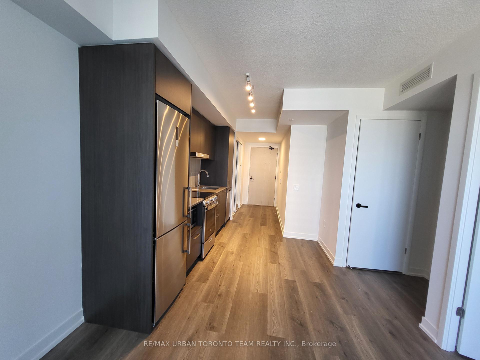 Photo 8 of Unit 3101, 195 Commerce Street, Vaughan, Vaughan Corporate Centre — HOMEH