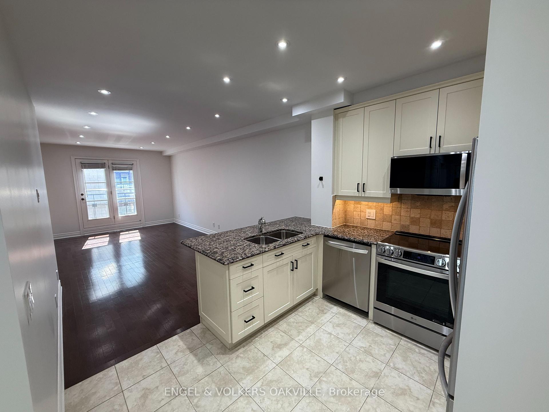 Photo 2 of Unit 209, 60 Ann Street, Caledon, Bolton West — HOMEH