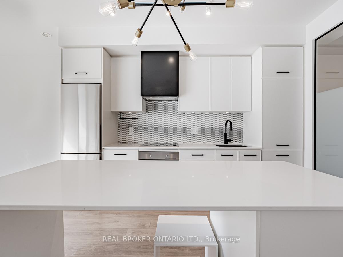 Photo 8 of Unit 414, 899 Queen Street E, Toronto, South Riverdale — HOMEH