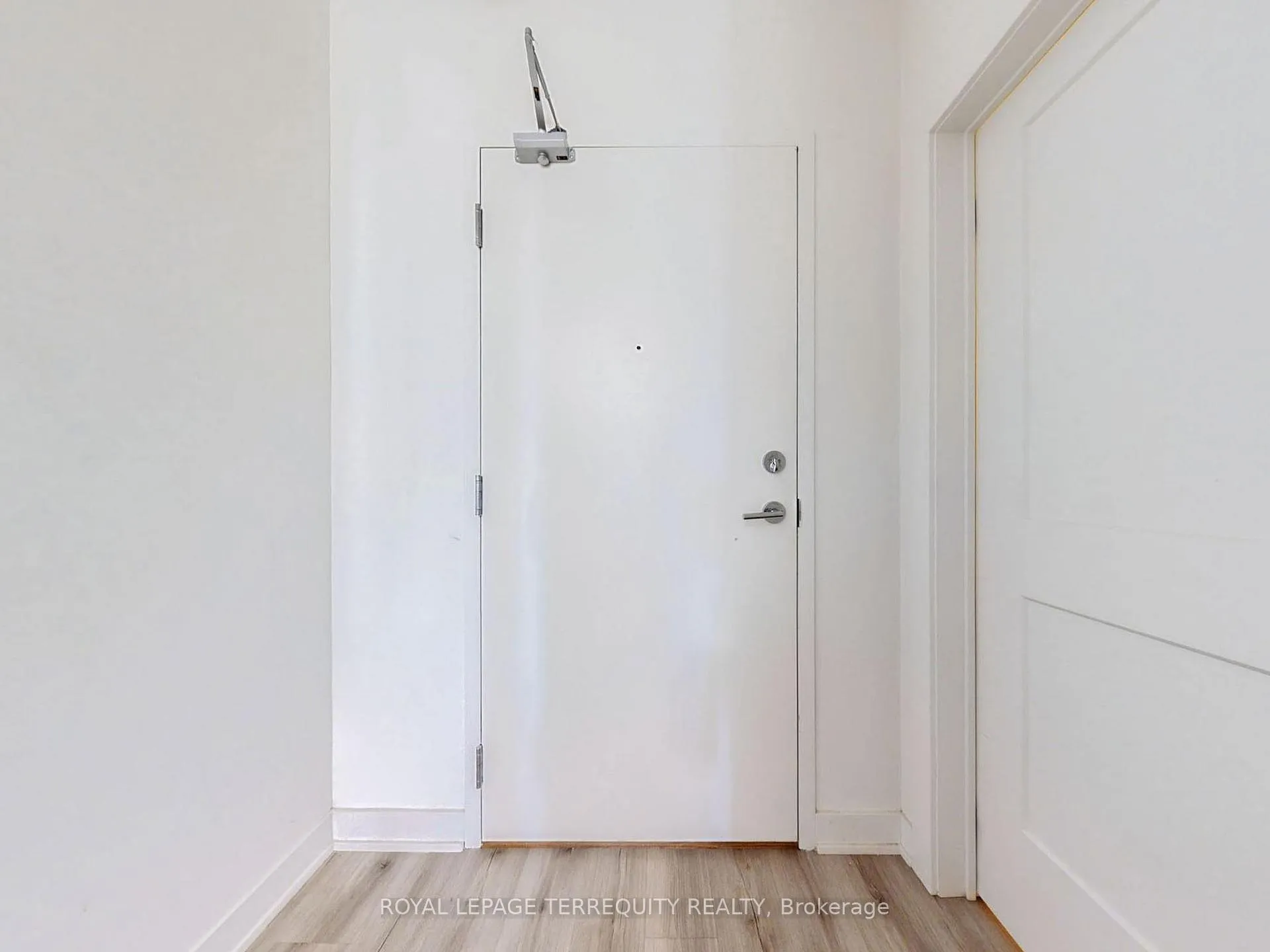 Photo 10 of Unit 419, 110 Fergus Avenue, Kitchener — HOMEH