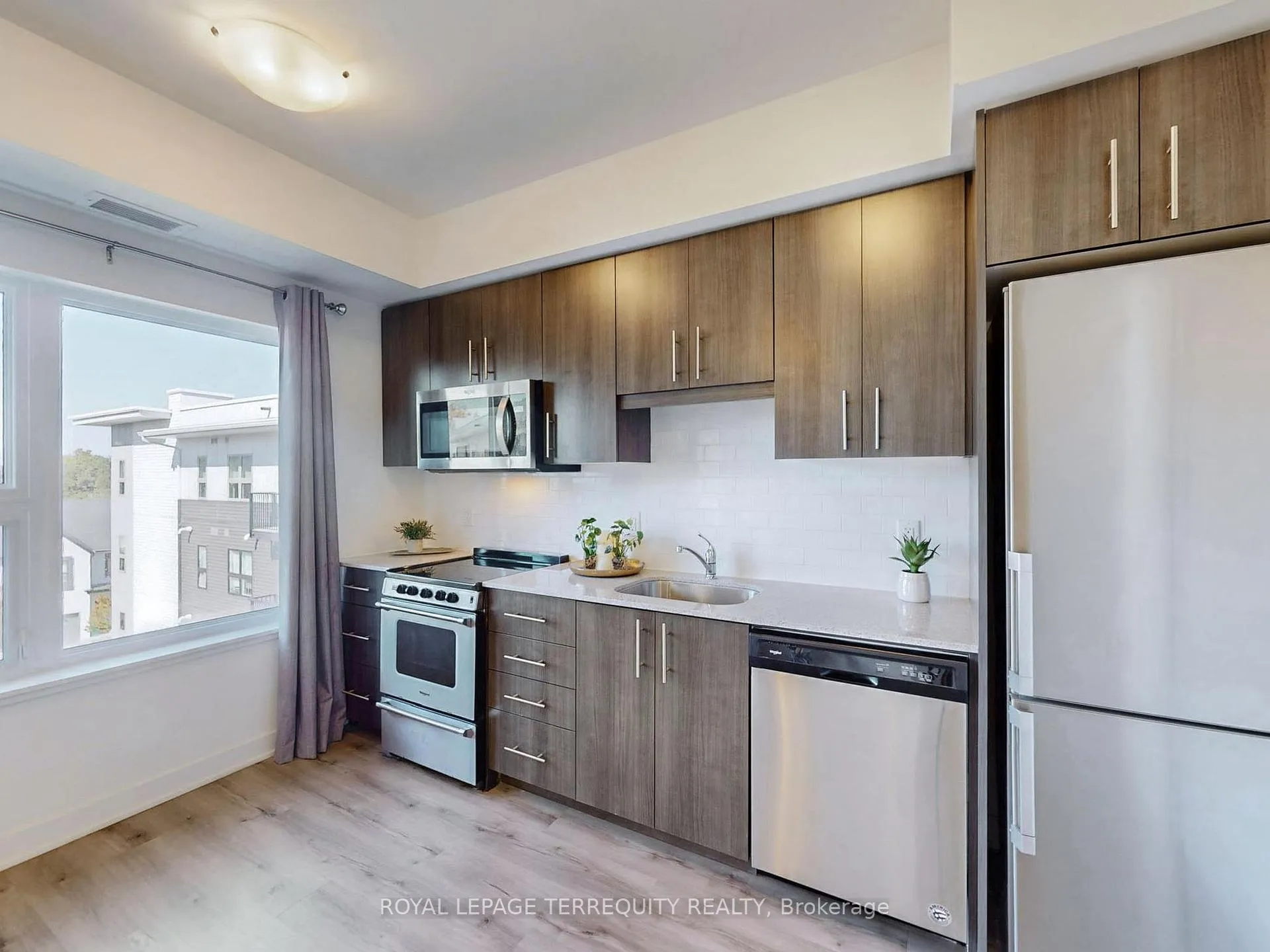 Photo 13 of Unit 419, 110 Fergus Avenue, Kitchener — HOMEH