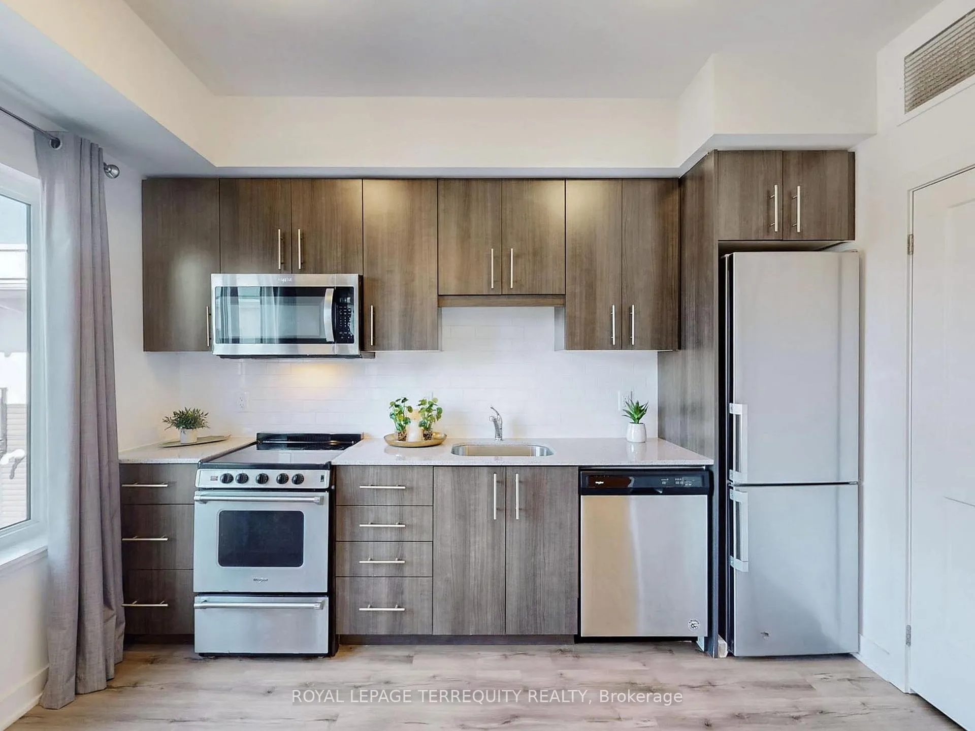 Photo 14 of Unit 419, 110 Fergus Avenue, Kitchener — HOMEH