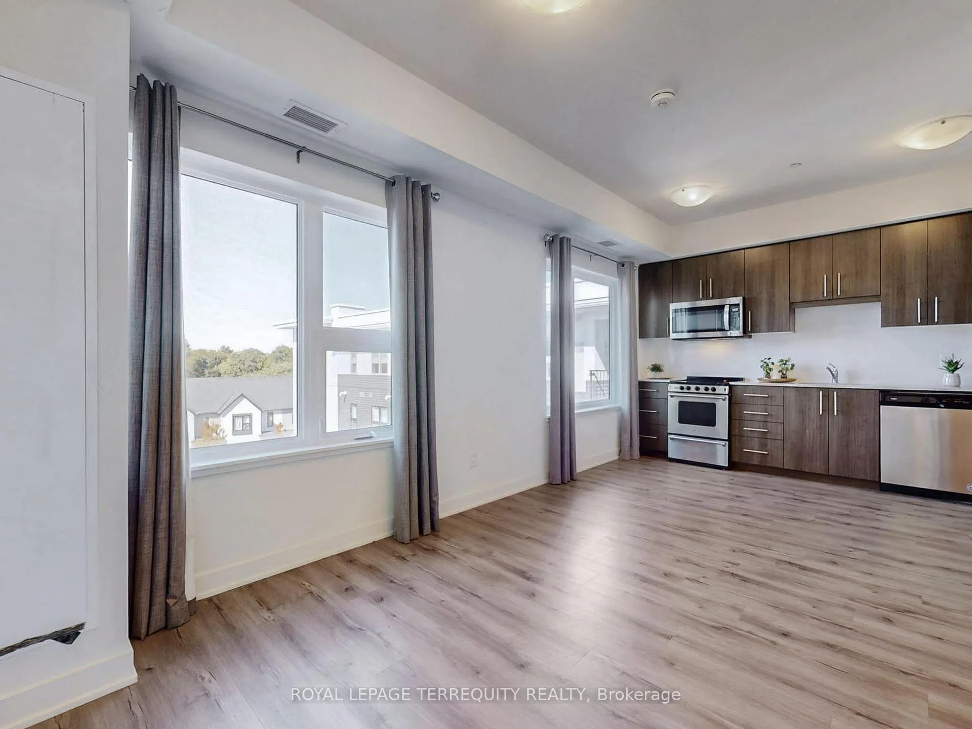 Photo 16 of Unit 419, 110 Fergus Avenue, Kitchener — HOMEH
