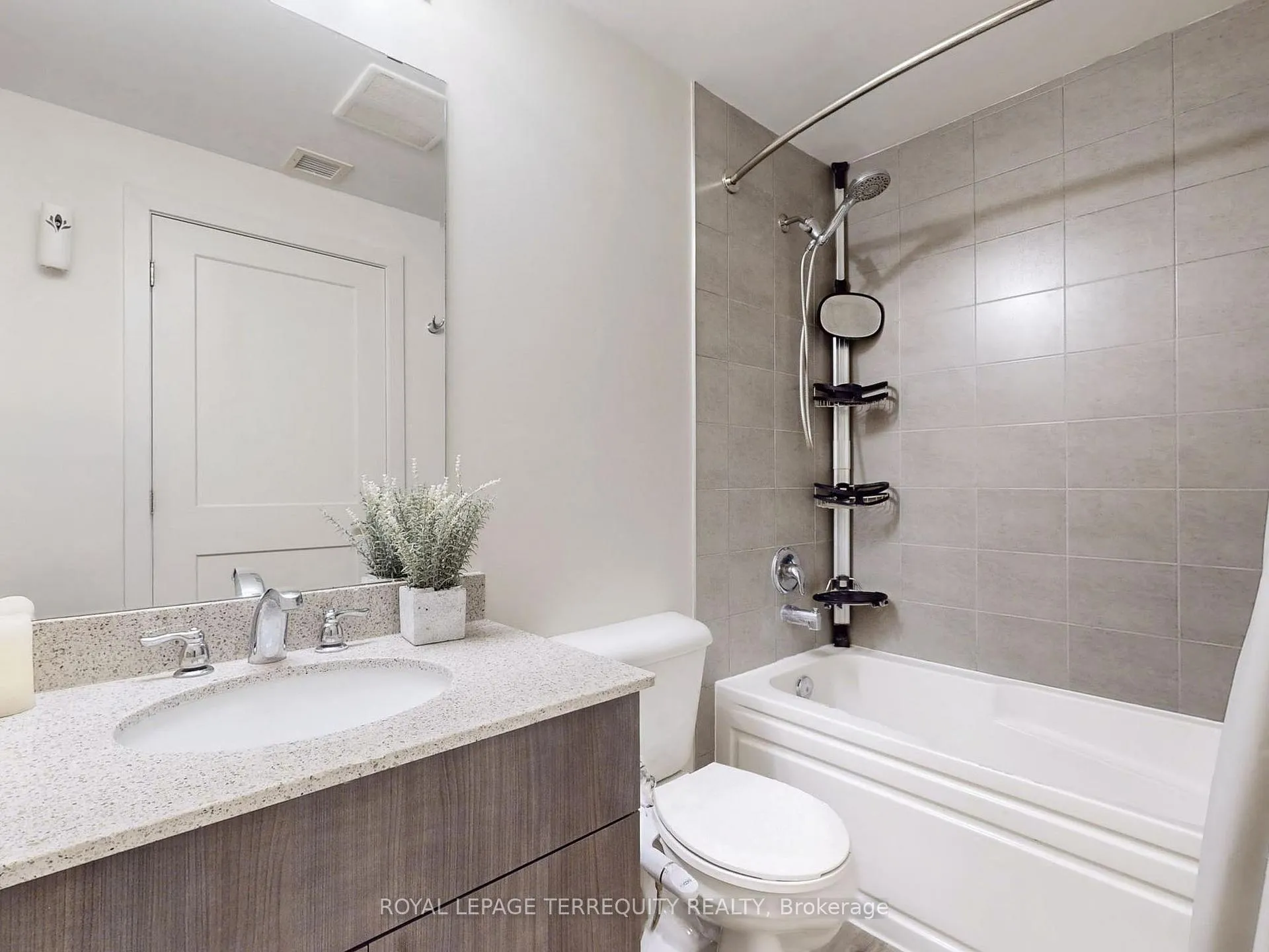 Photo 25 of Unit 419, 110 Fergus Avenue, Kitchener — HOMEH