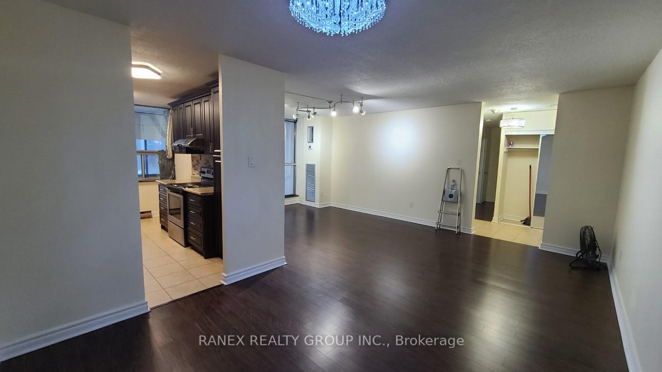 Photo 6 of Unit 310, 25 Kensington Road, Brampton, Queen Street Corridor — HOMEH