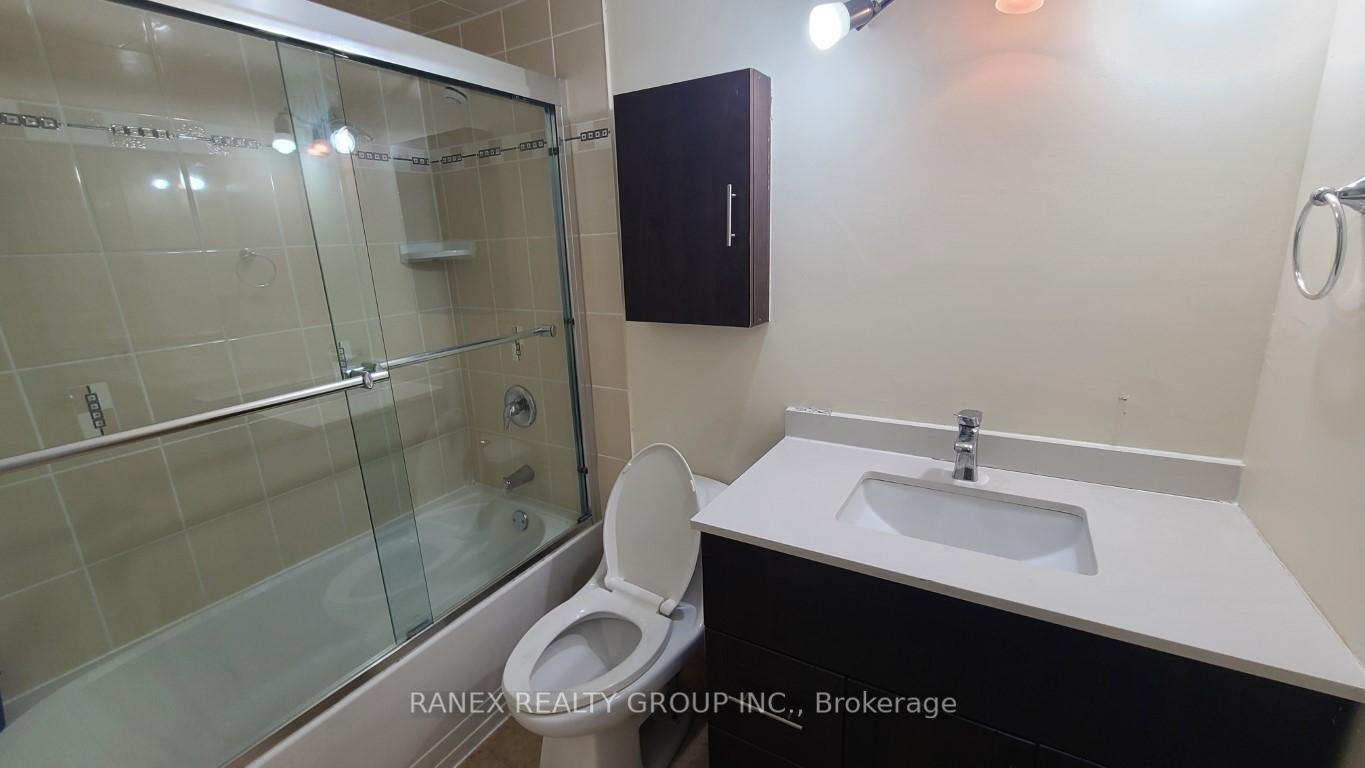 Photo 27 of Unit 310, 25 Kensington Road, Brampton, Queen Street Corridor — HOMEH