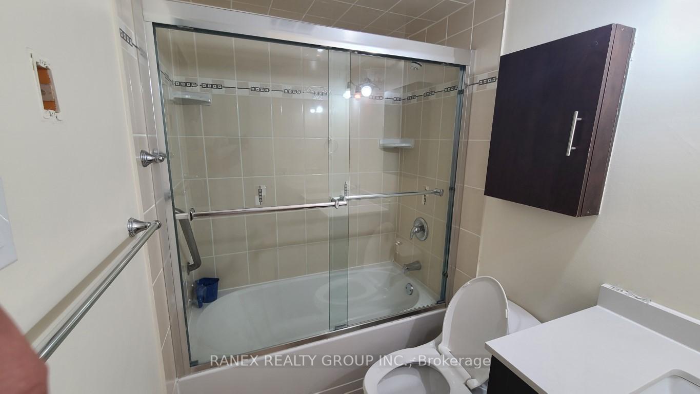 Photo 28 of Unit 310, 25 Kensington Road, Brampton, Queen Street Corridor — HOMEH