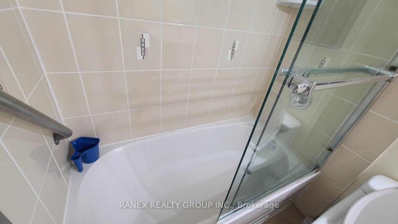 Photo 31 of Unit 310, 25 Kensington Road, Brampton, Queen Street Corridor — HOMEH