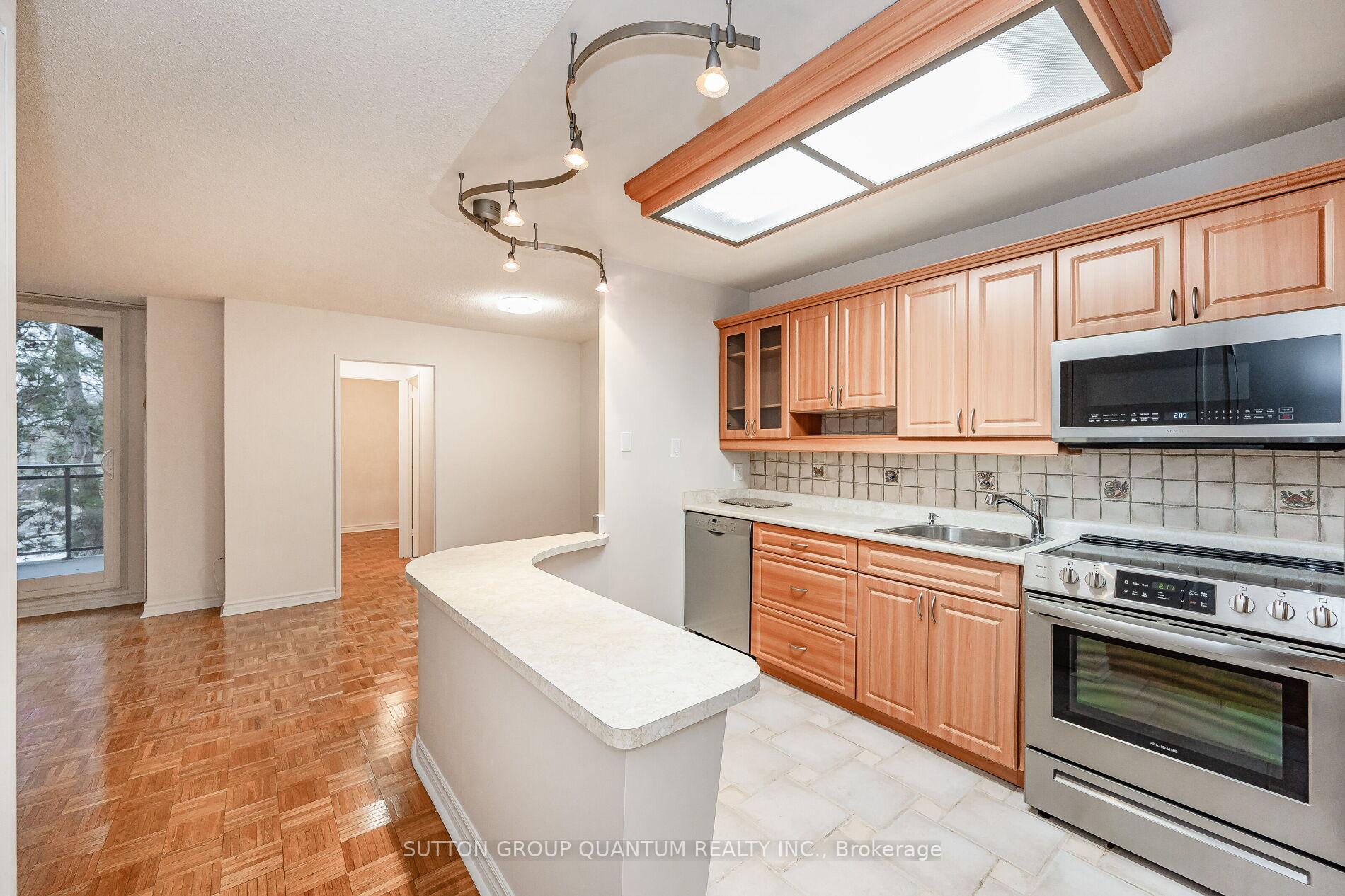 Photo 5 of Unit 257, 16B Elgin Street, Markham, Thornhill — HOMEH
