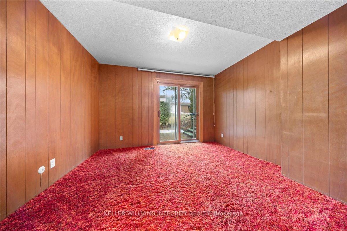 Photo 23 of 24 Apache Crescent, Ottawa, City View/Skyline/Fisher Heights/Parkwood Hills — HOMEH