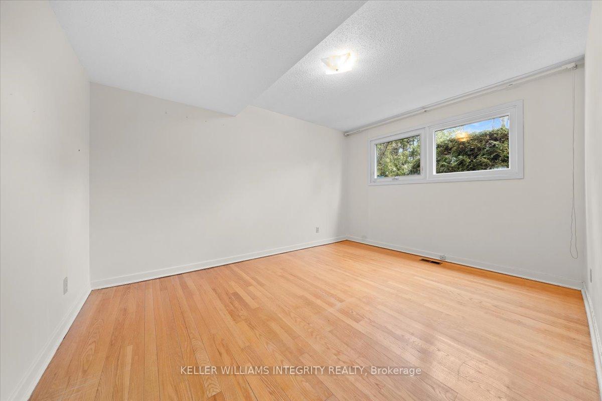 Photo 27 of 24 Apache Crescent, Ottawa, City View/Skyline/Fisher Heights/Parkwood Hills — HOMEH