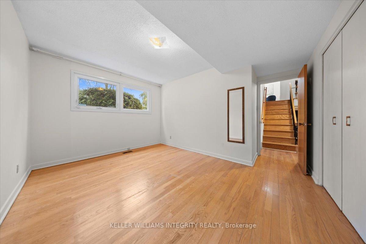 Photo 28 of 24 Apache Crescent, Ottawa, City View/Skyline/Fisher Heights/Parkwood Hills — HOMEH