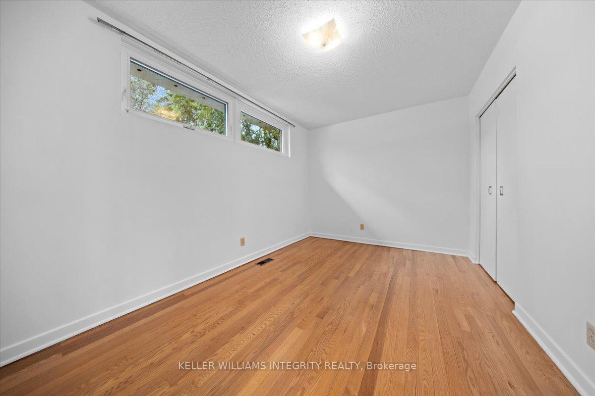 Photo 29 of 24 Apache Crescent, Ottawa, City View/Skyline/Fisher Heights/Parkwood Hills — HOMEH