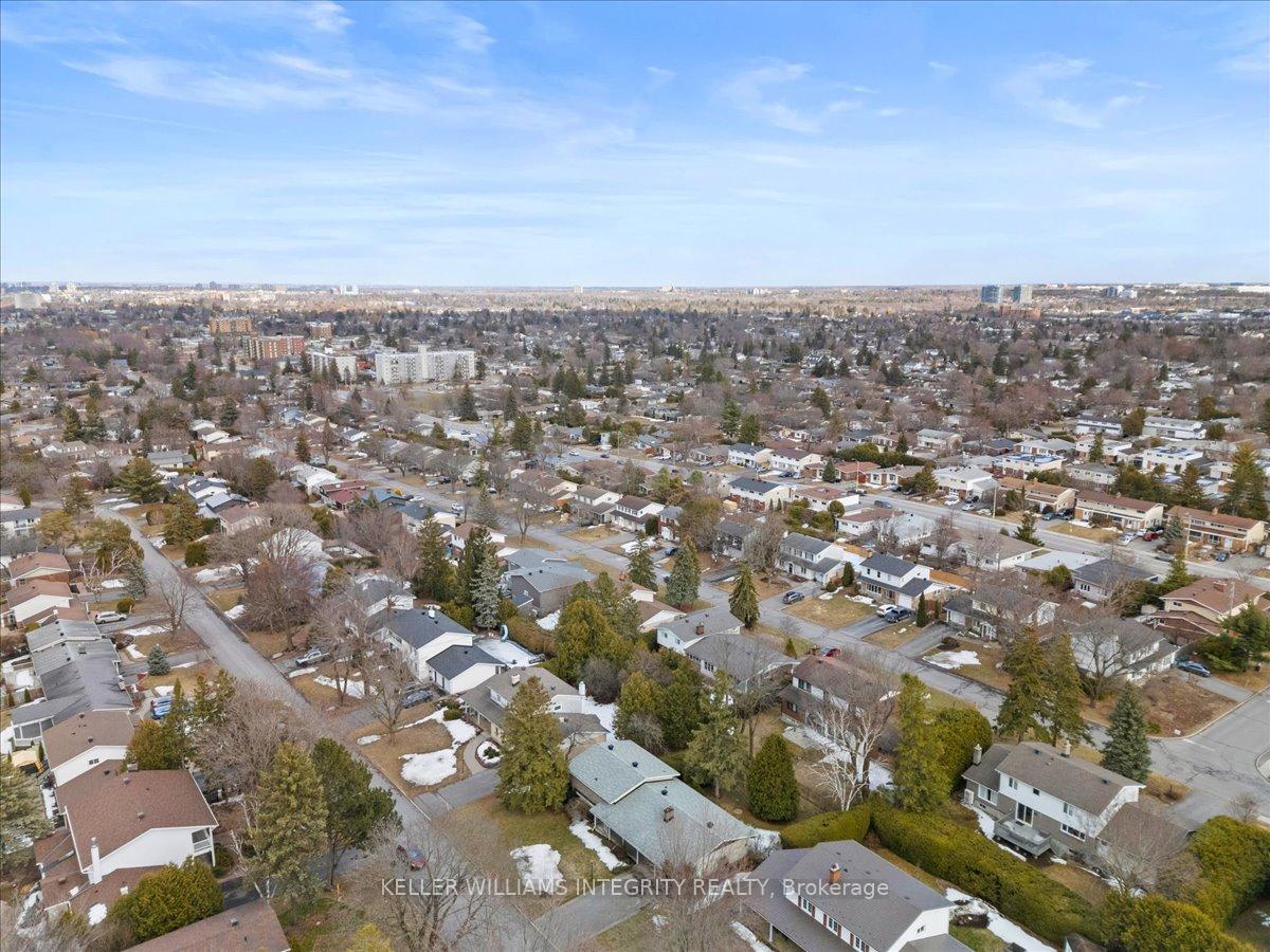 Photo 43 of 24 Apache Crescent, Ottawa, City View/Skyline/Fisher Heights/Parkwood Hills — HOMEH