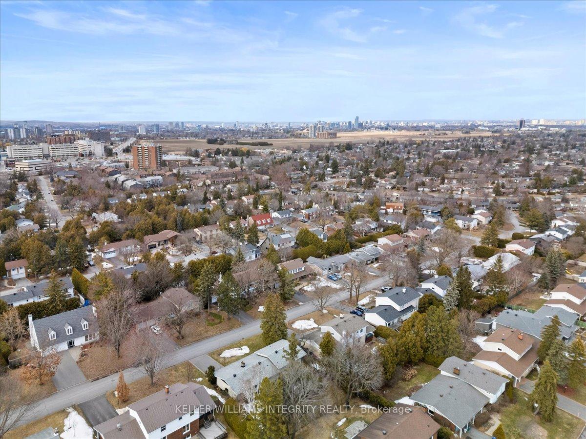 Photo 44 of 24 Apache Crescent, Ottawa, City View/Skyline/Fisher Heights/Parkwood Hills — HOMEH