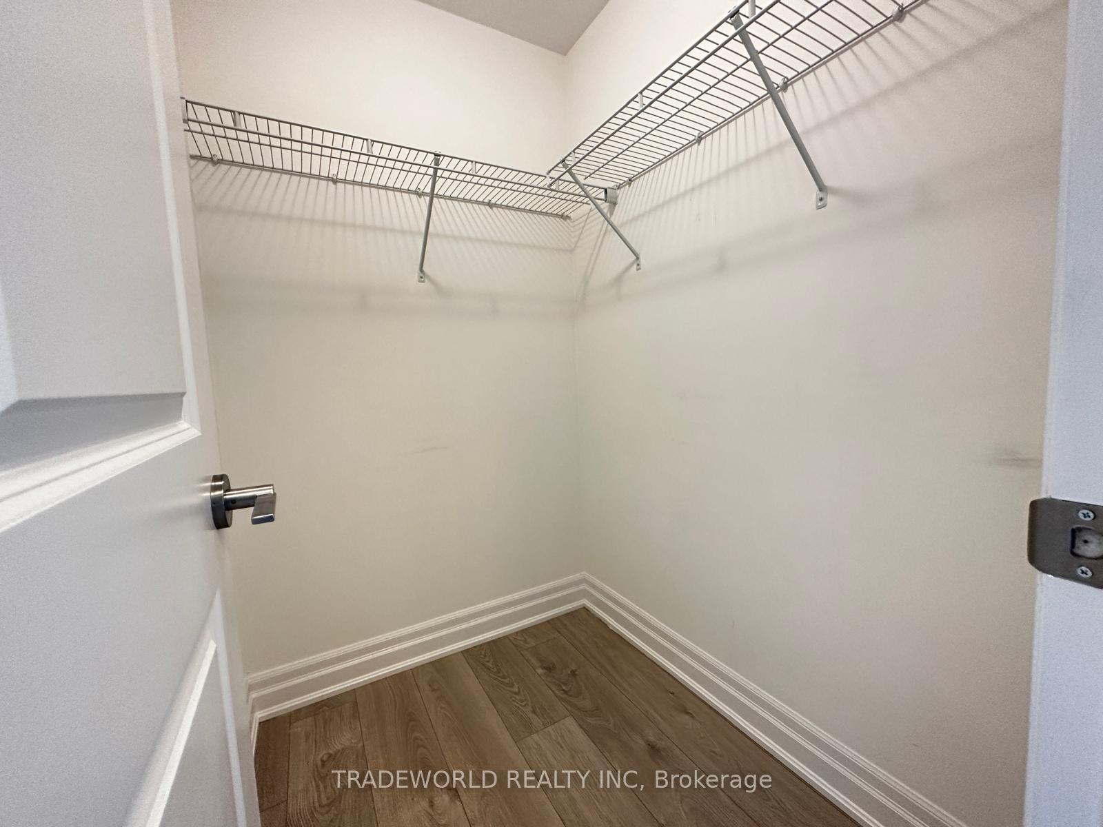Photo 9 of Unit 725, 10 Rouge Valley Drive W, Markham, Unionville — HOMEH