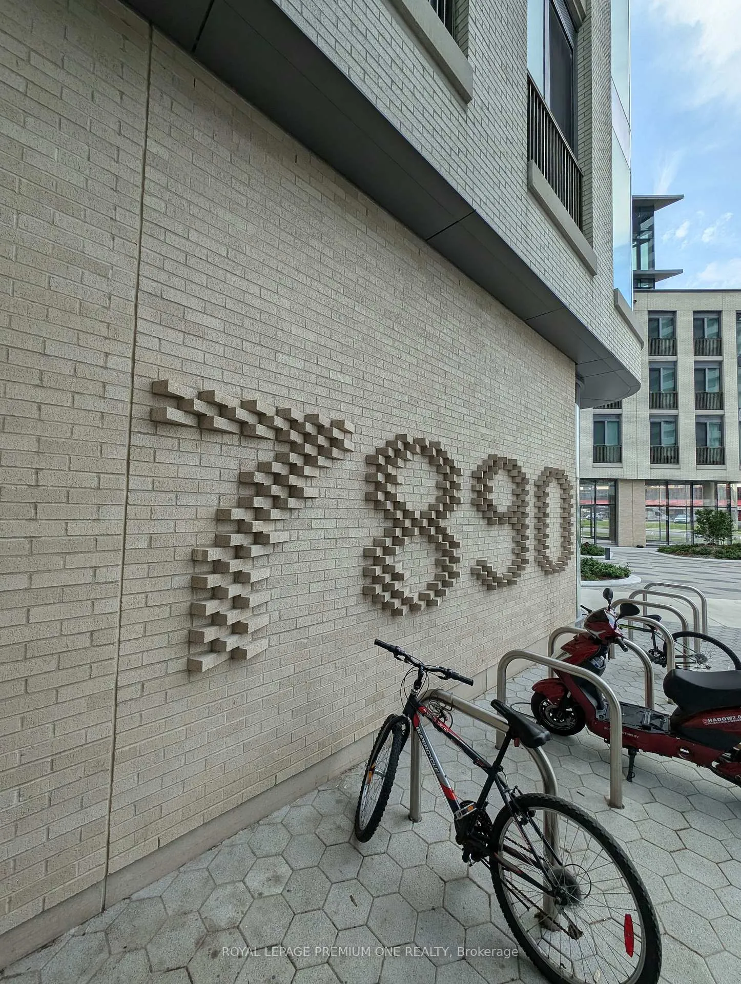 Photo 3 of Unit 2705, 7890 Jane Street, Vaughan, Vaughan Corporate Centre — HOMEH