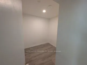 Photo 9 of Unit 2705, 7890 Jane Street, Vaughan, Vaughan Corporate Centre — HOMEH