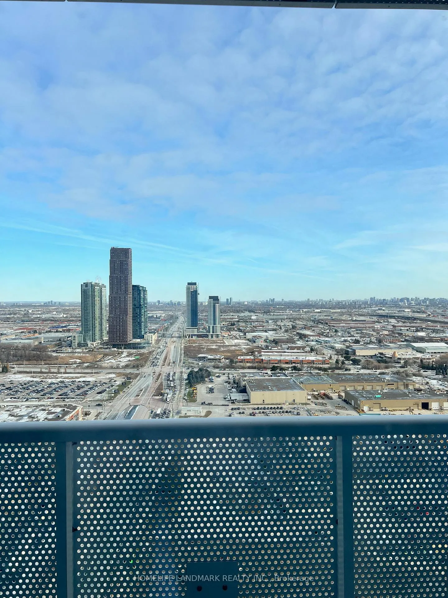 Photo 6 of Unit 3508, 8 Interchange Way, Vaughan, Vaughan Corporate Centre — HOMEH
