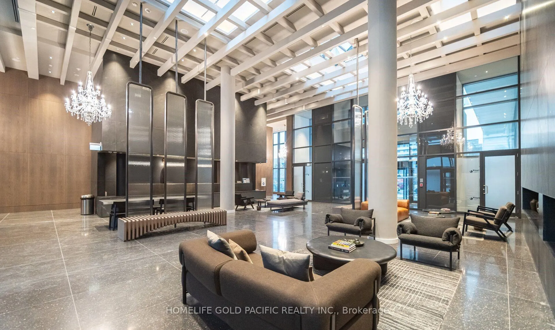 Photo 14 of Unit 2012, 8 Interchange Way, Vaughan, Vaughan Corporate Centre — HOMEH