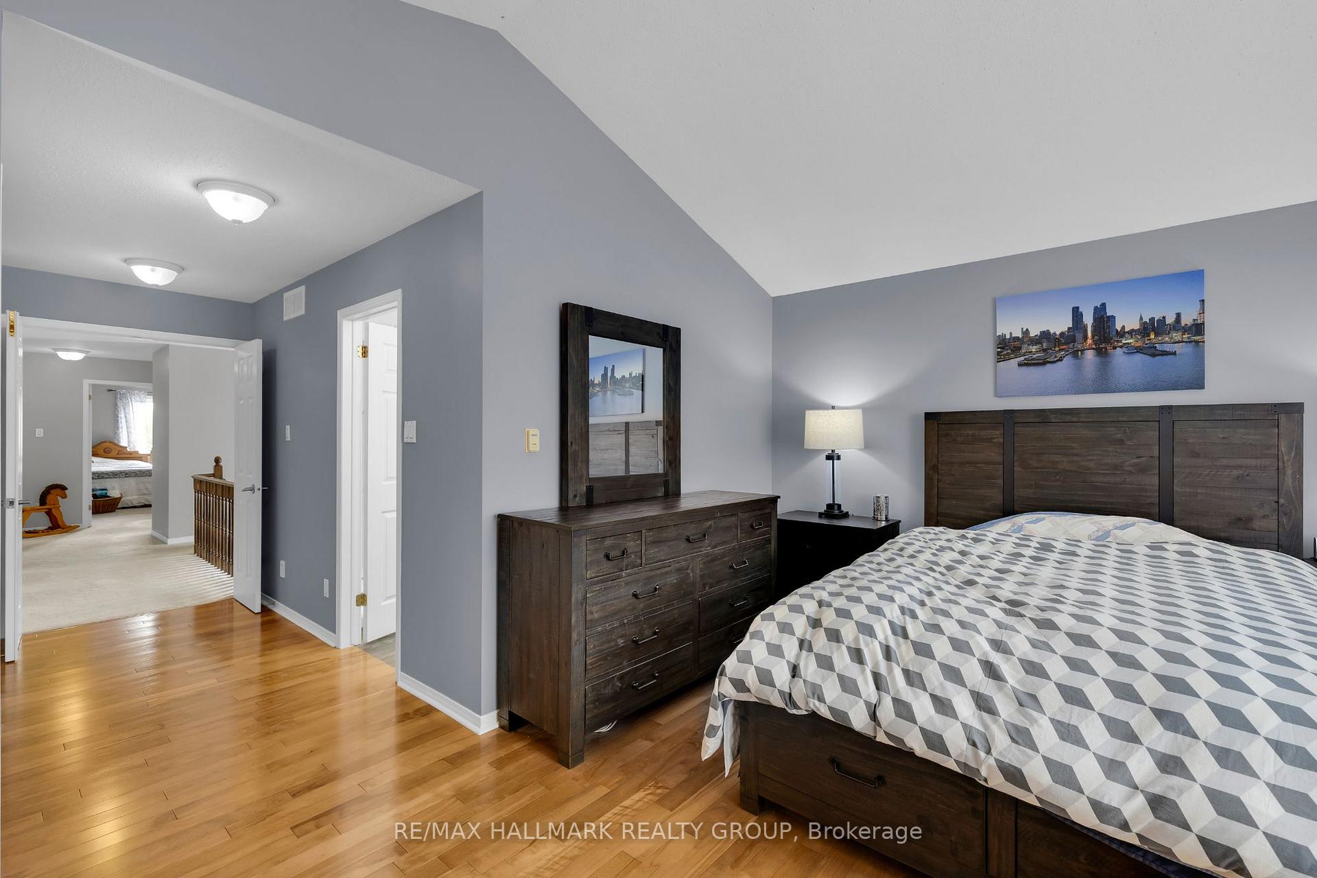 Photo 24 of 4136 Wolfe Point Way, Ottawa, Riverside South/Gloucester Glen — HOMEH